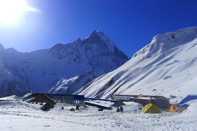 13 Days Trekking in Annapurna Circuit - Lower Pisang and the Manangi valley