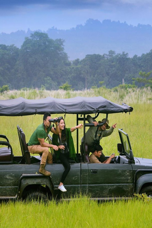 2 Days Chitwan Jungle Safari Tour from Pokhara/Kathmandu - The road from Kathmandu or Pokhara