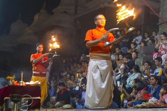 3 Hours Night Pashupatinath Aarati Tour - Reaching Pashupatinath after dark