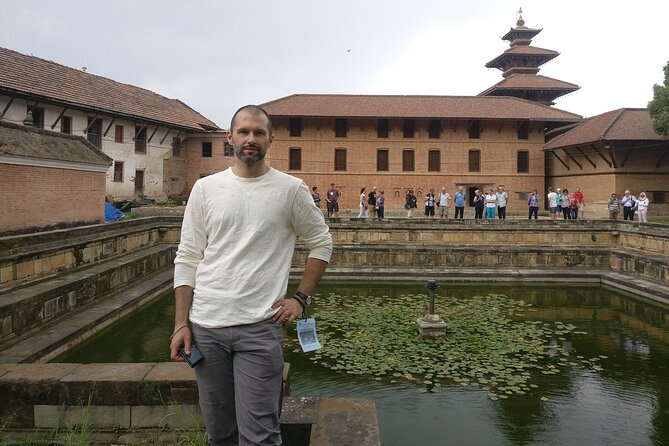 7 days Nepal Motorcycle tour - What riding the Royal Enfield package means