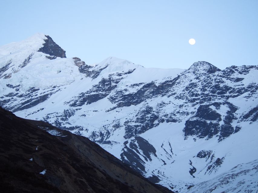 Annapurna Circuit Trekking 13 Days - Yak Kharka to Thorong Phedi: where the air gets thin