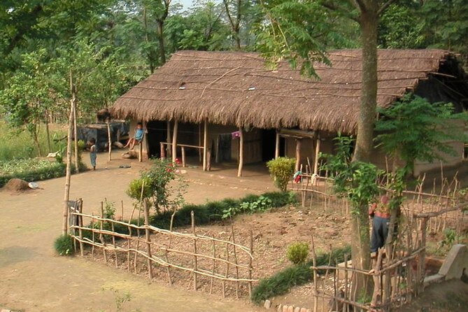 Best Nepal Tour: Kathmandu Pokhara Chitwan Tour - Staff support and the practical feel