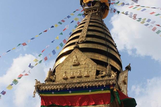 Bhaktapur darbar, Patan Darbar square & Changu Narayan in 1 day - Changu Narayan Temple, a calmer final stop