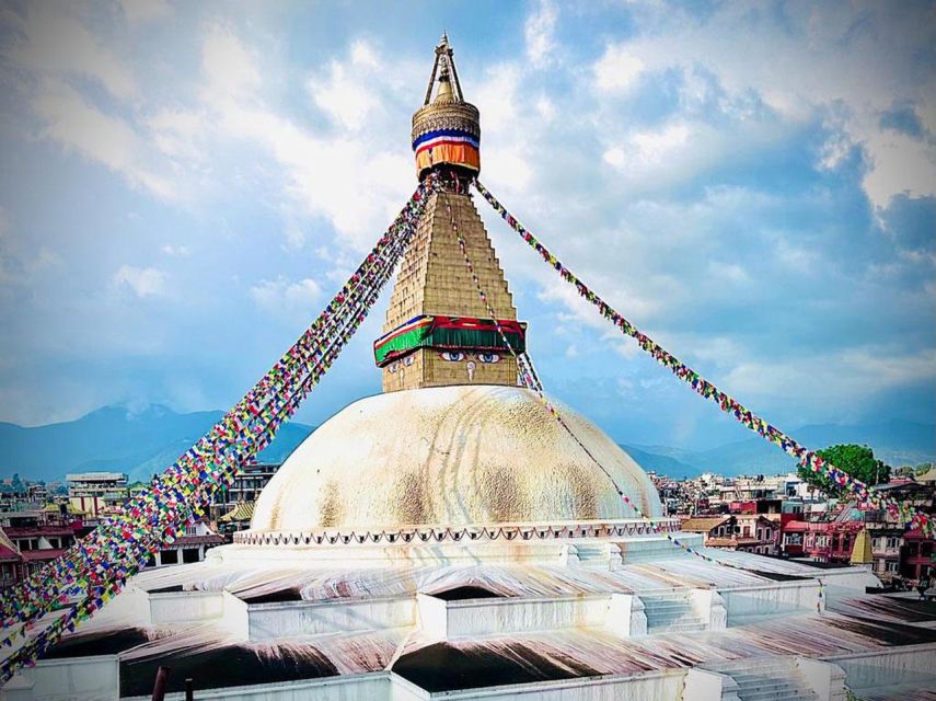 Bhaktapur Durbar Square and Boudhanath Stupa - Key points at a glance