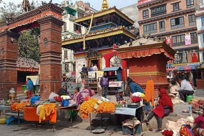 Chandragiri Cable Car & Monkey Temple Private Guided Day Tour - The extra stops: Thanka painting and healing bowls