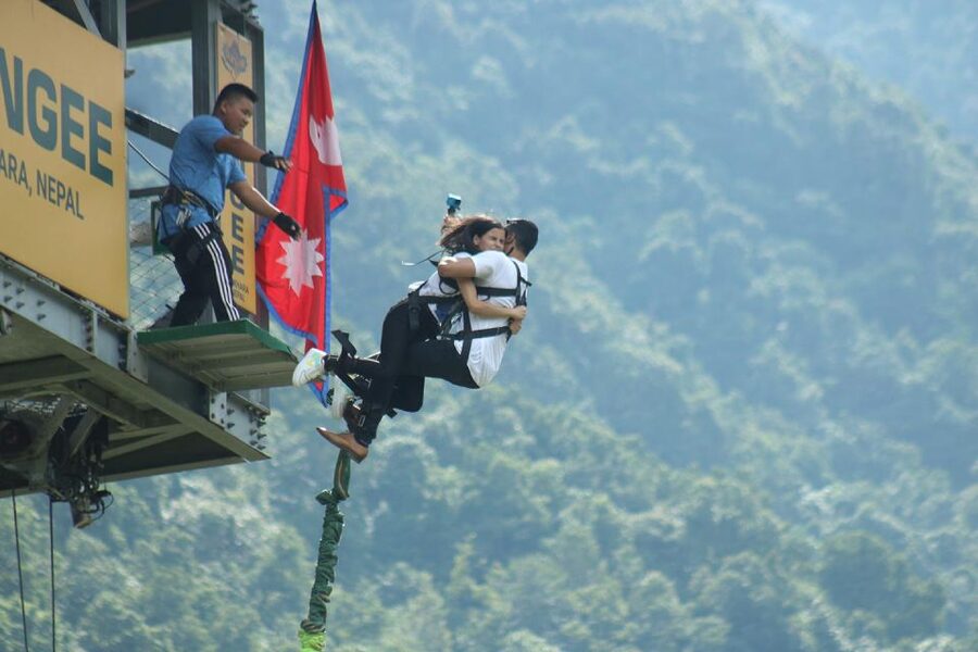 Double Dare: Tandem Bungee Adventure - The briefing is more important than the T-shirt