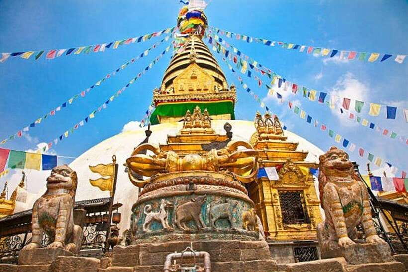 Essence of Nepal: 4-Day Tour Kathmandu, Nagarkot & Pokhara - Day 2: Bhaktapur’s royal courtyards and Nagarkot sunset