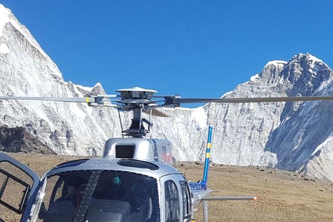 Everest Base Camp Helicopter Tour With Sharing Flight - Seeing Everest from above
