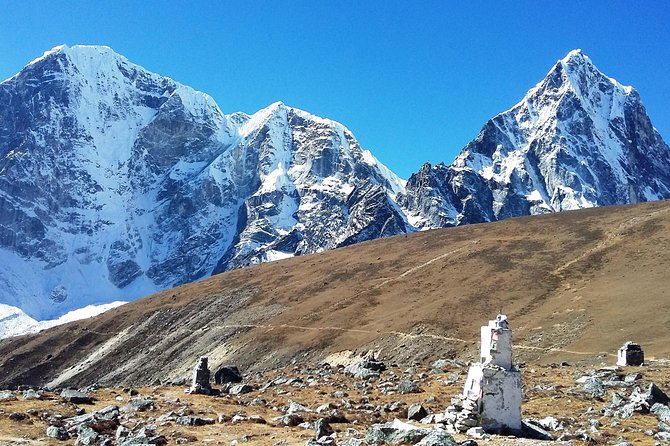 Everest Base Camp trek 12 days from Kathmandu - Day 7: Lobuche and the approach to Base Camp