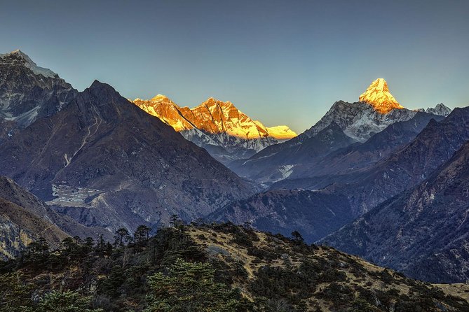 Everest Helicopter Tour with Breakfast in Hotel Everest View - Is $1,800 a fair price?