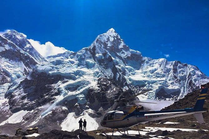 Everest Panorama Helicopter Tour - Flying over Everest Base Camp and Kala Patthar