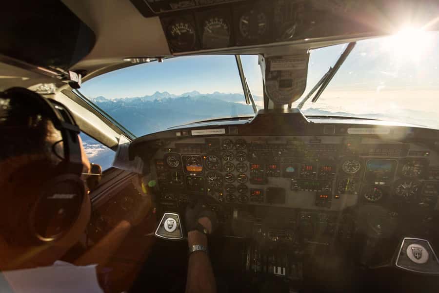 From Kathmandu: 1 hour Panoramic Everest Flight - Gauri Shanker and the central Himalayan peaks