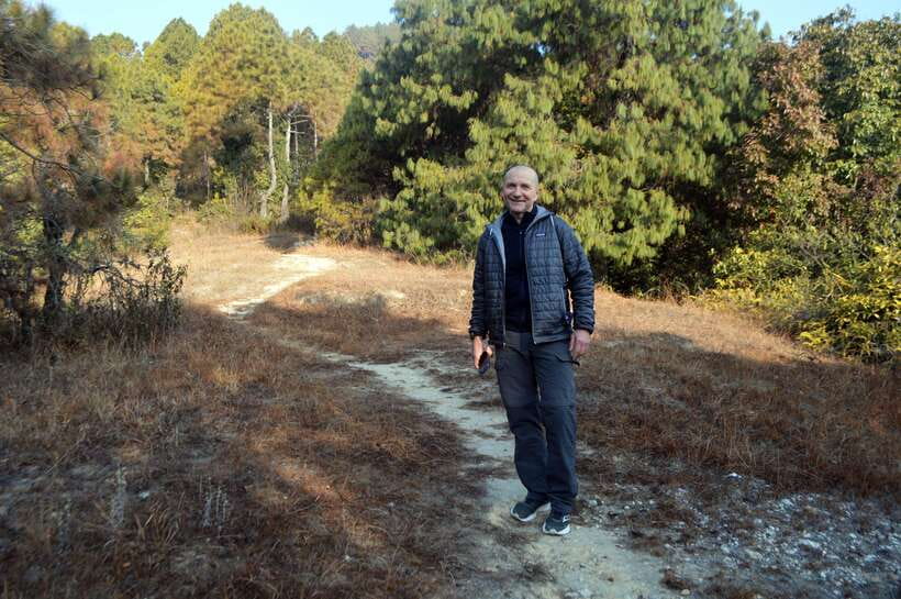 From Kathmandu: 3-Day Chisapani-Nagarkot Trek & Bhaktapur - Day 3: Nagarkot sunrise and the walk to Changu Narayan