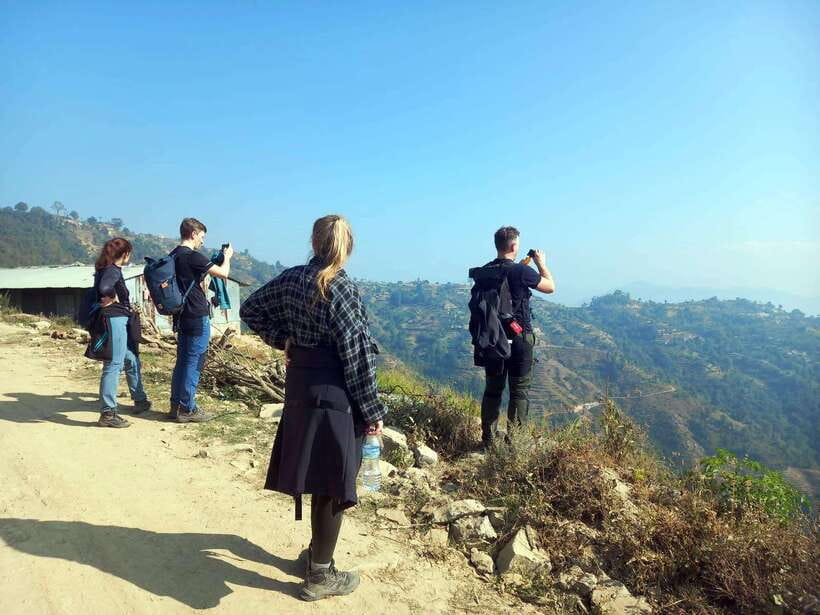 From Kathmandu: 3-Day Chisapani-Nagarkot Trek & Bhaktapur - Guides and group size make a difference