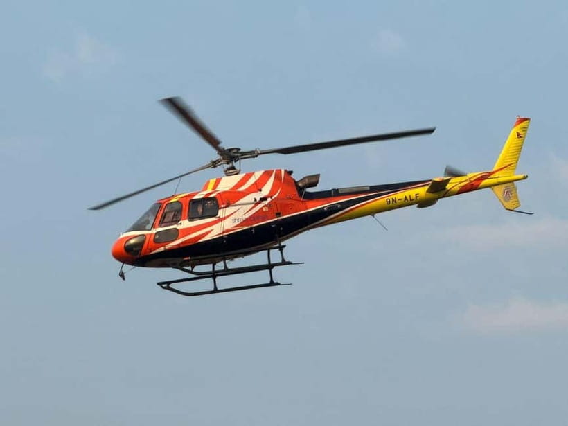 From Kathmandu: Everest Base Camp Landing Helicopter Tour - Seeing Everest Base Camp and Kalapatthar from above
