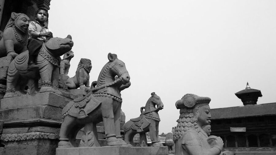 From Kathmandu: Half-Day Guided Tour of Bhaktapur - Why Bhaktapur is worth four hours from Kathmandu