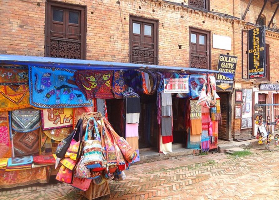 From Kathmandu: Half-Day Guided Tour of Bhaktapur - The shopping-stop question