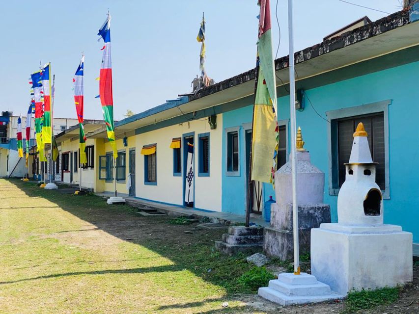 Full Day Tibetan Cultural Tour - Meeting a Tibetan doctor
