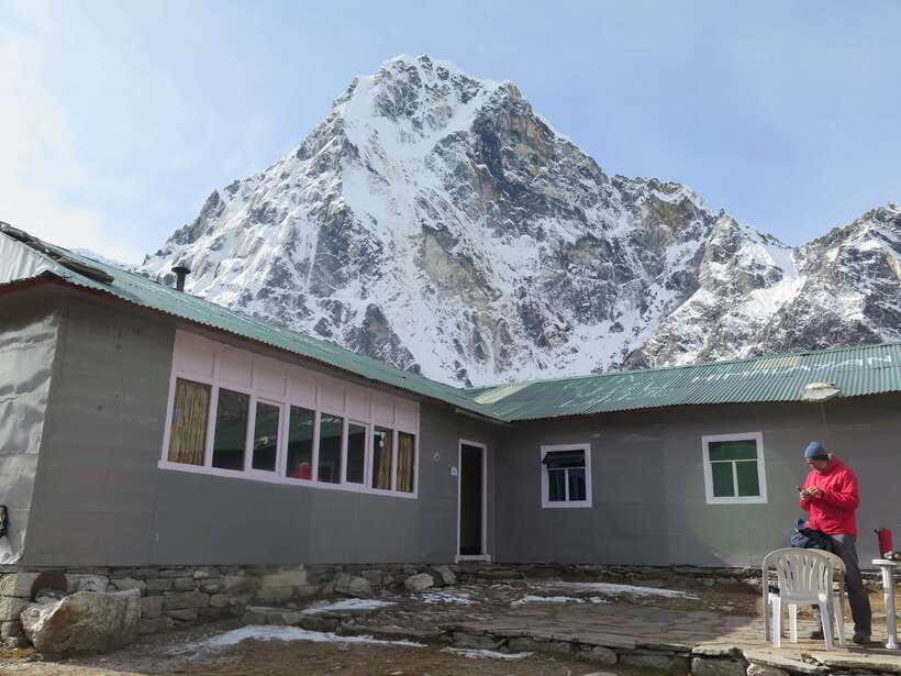 Kathmandu: 15-Day Everest Base Camp Trek with Guide - Guides, group size, and the human side