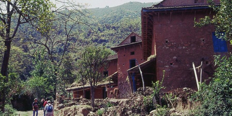 Kathmandu: Chisapani Nagarkot 3-Days 2-Nights Trek - Day three: Nagarkot to Changu Narayan and back to Kathmandu