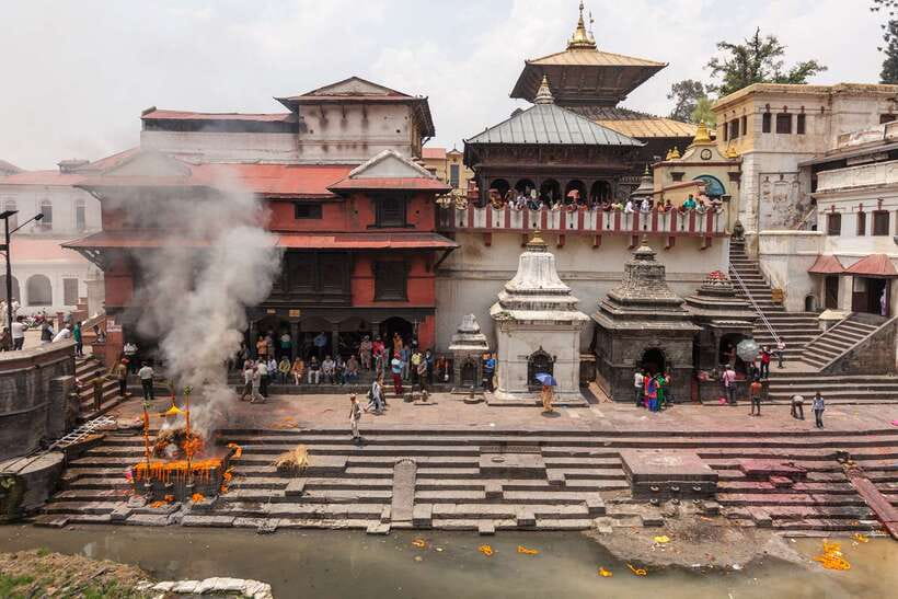 Kathmandu City Tour: TOP Highlights of the Kathmandu Valley - Pashupatinath beside the Bagmati River