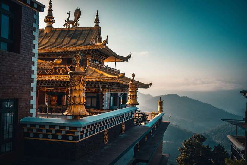 Kathmandu: Dhulikhel to NamoBuddha Day Hike with Lunch - The three-hour trail through villages and farmland