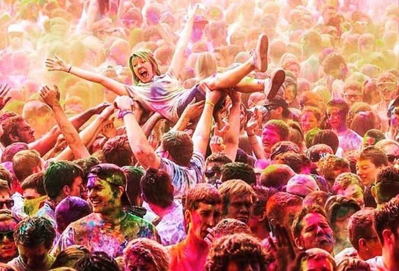 Kathmandu Durbar Square | Holi Festival Celebration 2 March - The value of having a local host