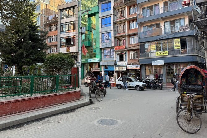 Kathmandu Food & Drink and Shopping Rickshaw Tour - Chhetrapati and the final, fuller meal