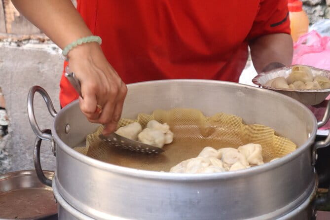 Kathmandu Food Tour - What the guide adds to the food