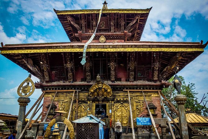 Kathmandu Highlights: Private UNESCO World Heritage Sites Tour - A mountain walk and a city circuit in one description