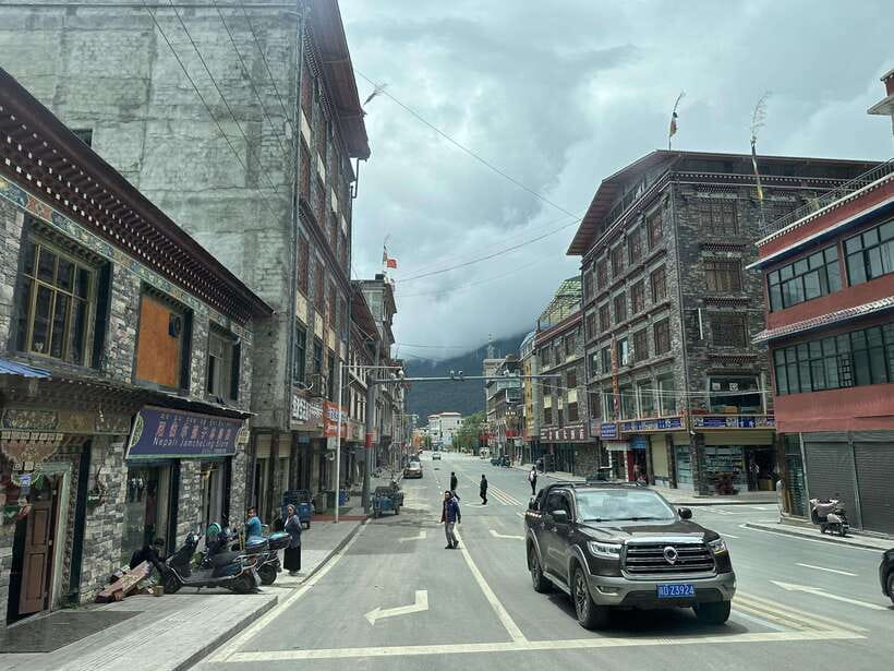 Kathmandu: Kailash Mansarovar Yatra Tour 2025 - Guide support, rules, and safety