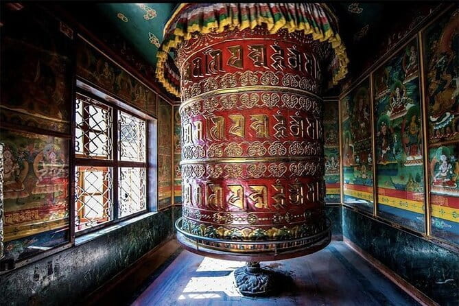 Kathmandu: Kopan Monastery, Swayambhu and Boudha Nath Stupa Tour - Boudhanath Stupa: begin with Kathmandu’s great Buddhist circle