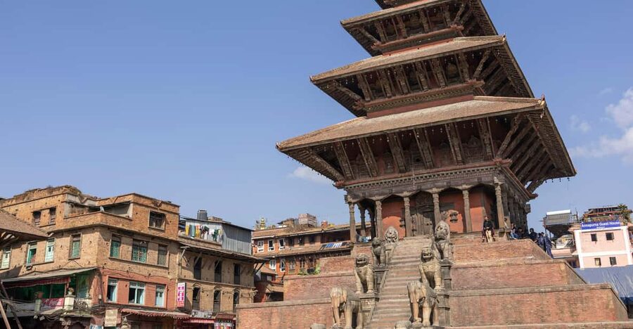 Kathmandu: Nagarkot, Bhaktapur, Doleswor & Sanga Statue Tour - The drive from Nagarkot to Bhaktapur