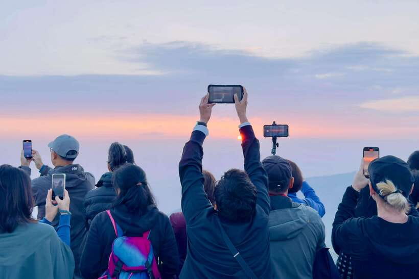 Kathmandu: Nagarkot Sunrise & Hike with Lunch -Private/Group - What the Nagarkot sunrise can really deliver