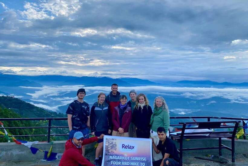 Kathmandu: Nagarkot Sunrise View & Morning Hike with Lunch - The food box and the optional Club Himalaya stop