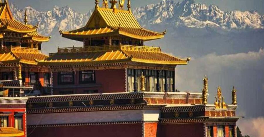 Kathmandu: Namobudhha Buddhist Pilgrimage & Dhulikhel Tour - The road to Dhulikhel through the hills