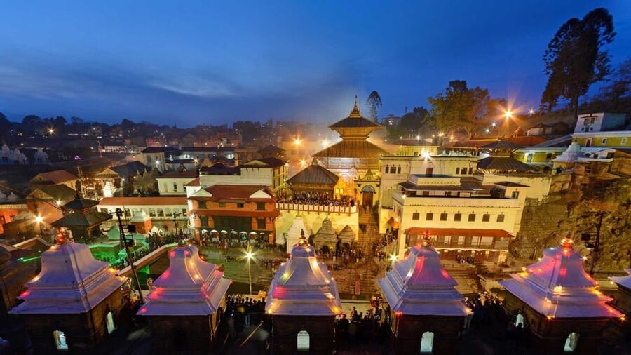 Kathmandu: Pashupatinath Temple Aarti Night Tour - What the three-hour schedule gives you