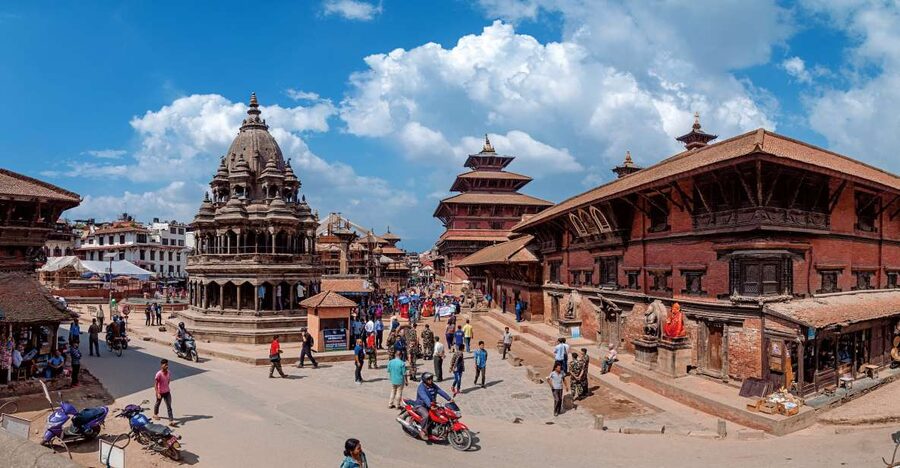 Kathmandu: Private Bhaktapur and Patan Sightseeing Tour - Patan Durbar Square and the Malla royal center