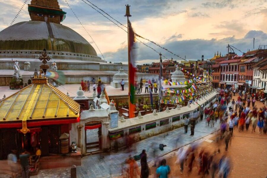Kathmandu: Private custom tour with a local guide - A private first look at Kathmandu