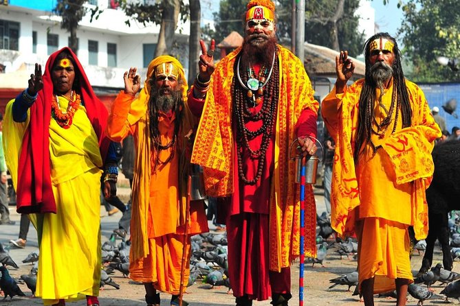 Kathmandu Spiritual Sites: Bodhnath & Pashupatinath Tour - Pashupatinath Temple and the Bagmati River