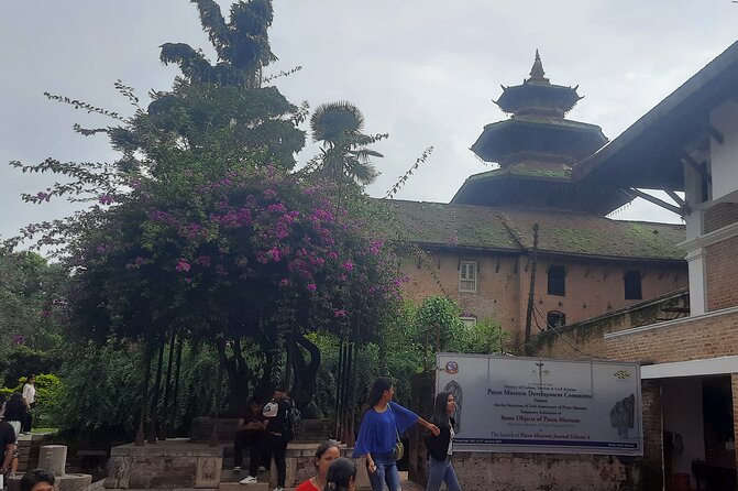 Kathmandu Top 4 or 2 UNESCO World Heritage Sites Day Tour - The Guide Makes the Difference