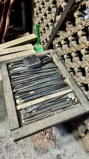 Kathmandu: Wood Carving Workshop with Local Artisan (Thamel) - Best for families, beginners, and curious makers