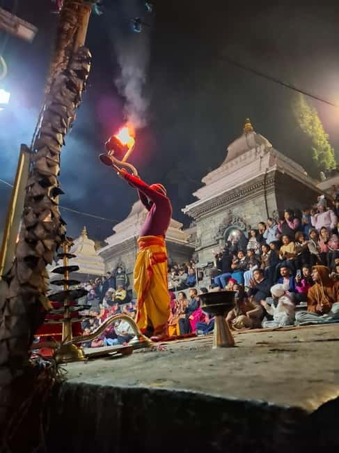 Katmandu: Pashupatinath Open Cremation & Evening Aarati - Why Pashupatinath feels different from a normal temple visit