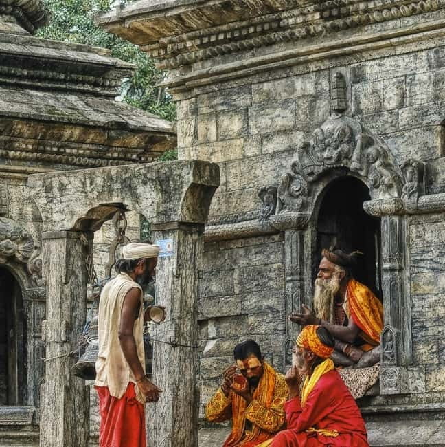 Katmandu: Pashupatinath Open Cremation & Evening Aarati - Who will appreciate this evening most