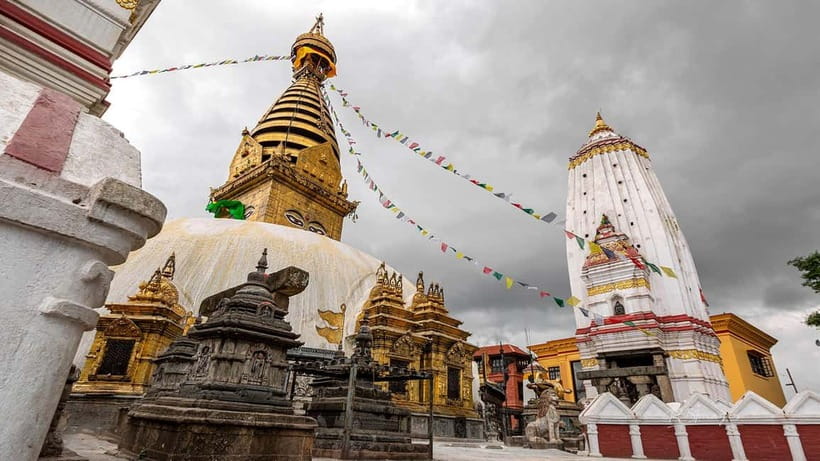 Kirtipur: Kritipur Tour, tasting local Cuisines and Drinks - Walking Kirtipur’s medieval streets