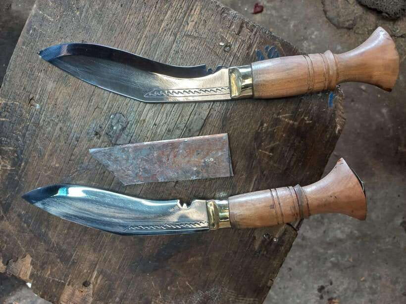 Knife Khukuri Making Workshop - The first grinding and the safety boundary