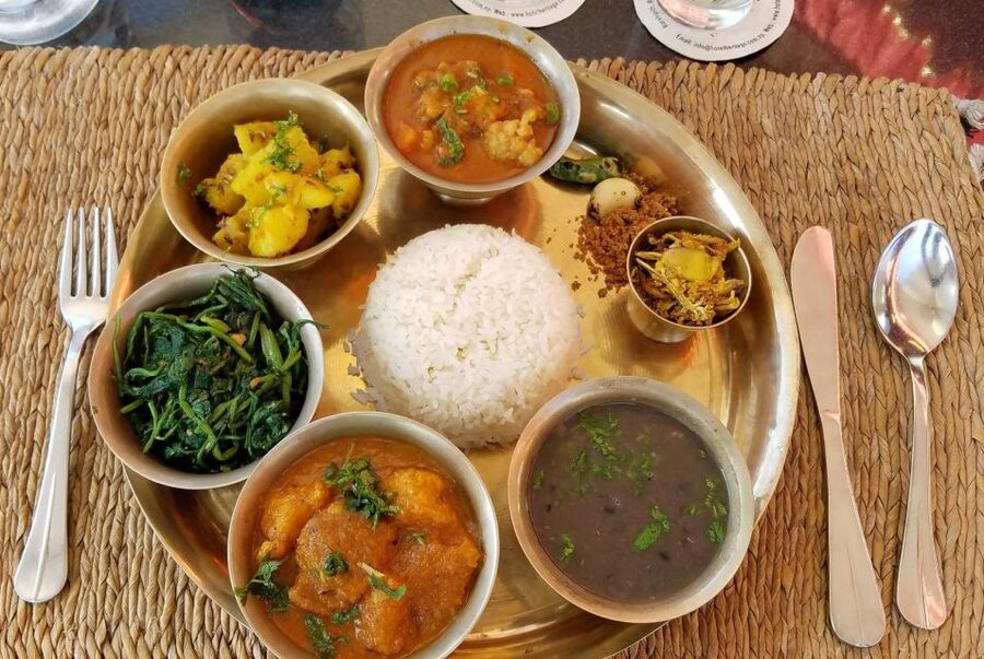 MoMo or Dal Bhat Cooking Class at Aama Kitchen in Pokhara - The ride from Lakeside to Aama’s home