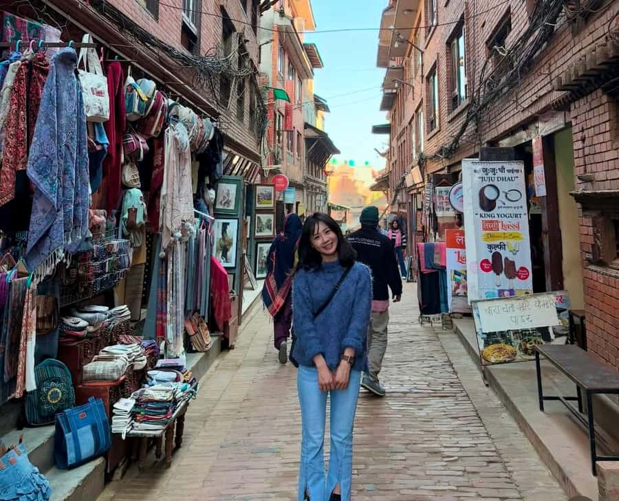 Nagarkot & Bhaktapur Tour with Private Transport - Guide service, questions, and the role of the driver