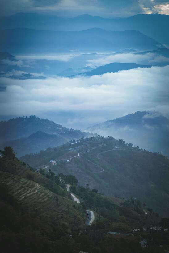 Nagarkot Sunrise and Hike to Changu Narayan Temple - What the private format changes on the trail