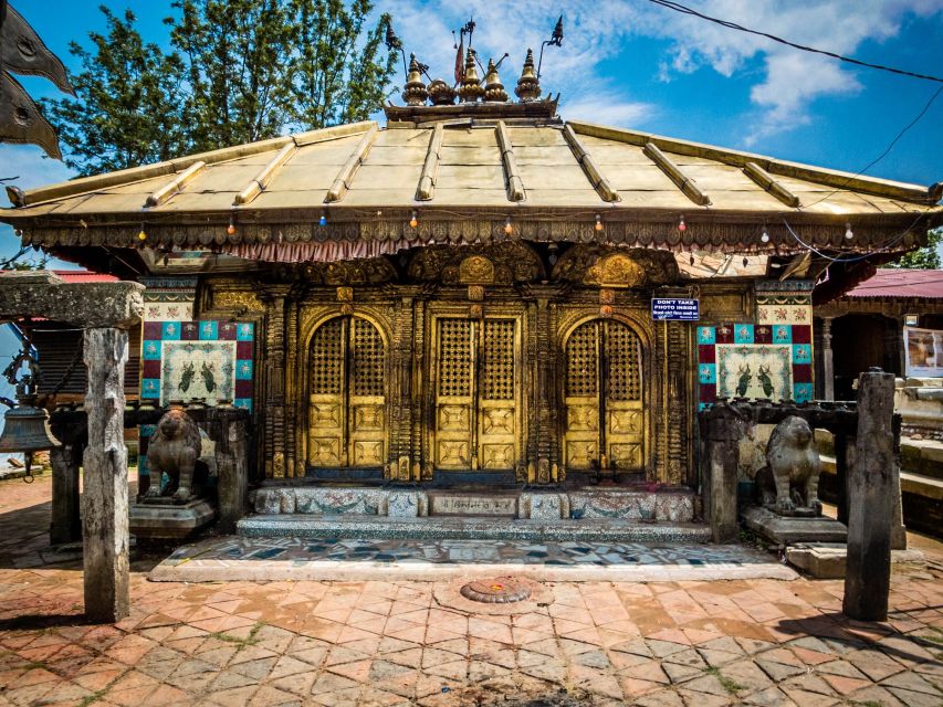 Nagarkot Sunrise With Trip To Changu Narayan and Bhaktapur - Small practical details that make the morning easier